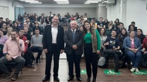 Read more about the article Alunos da Uniavan participam de palestra sobre o CRA-SC