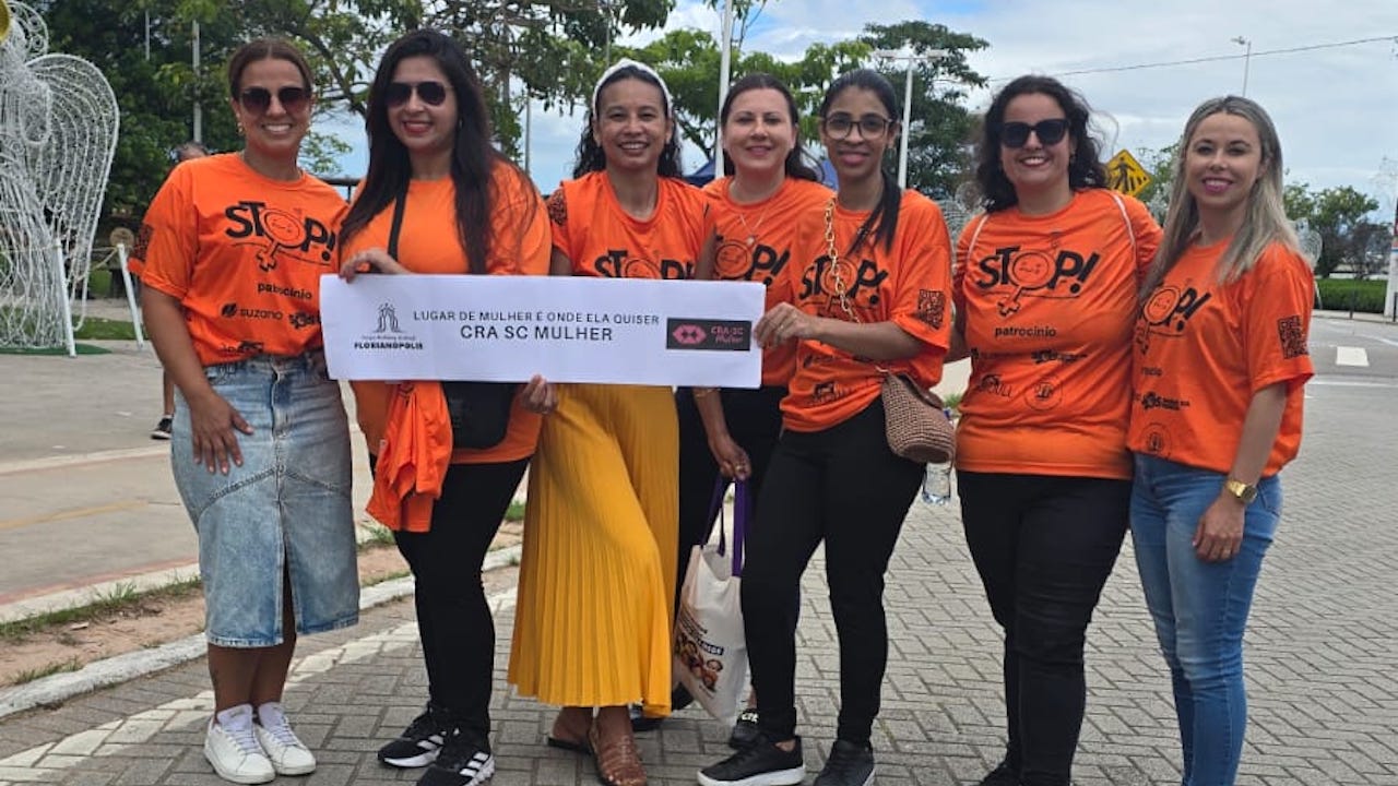 Você está visualizando atualmente CRA Mulher presente na 7ª Caminhada pelo Fim da Violência contra Mulheres e Meninas