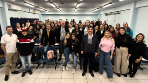 Leia mais sobre o artigo CRA-SC realiza palestra “Benefícios de ser registrado no CRA” na Faculdade Sinergia, em Navegantes/SC