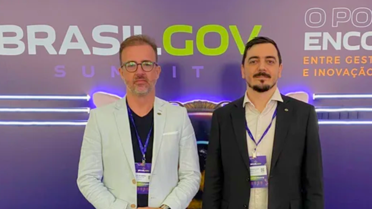 Leia mais sobre o artigo CRA-SC participa do BrasilGov Summit em Florianópolis