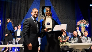 Leia mais sobre o artigo CRA-SC prestigia formatura da Unochapecó e reconhece destaque acadêmico