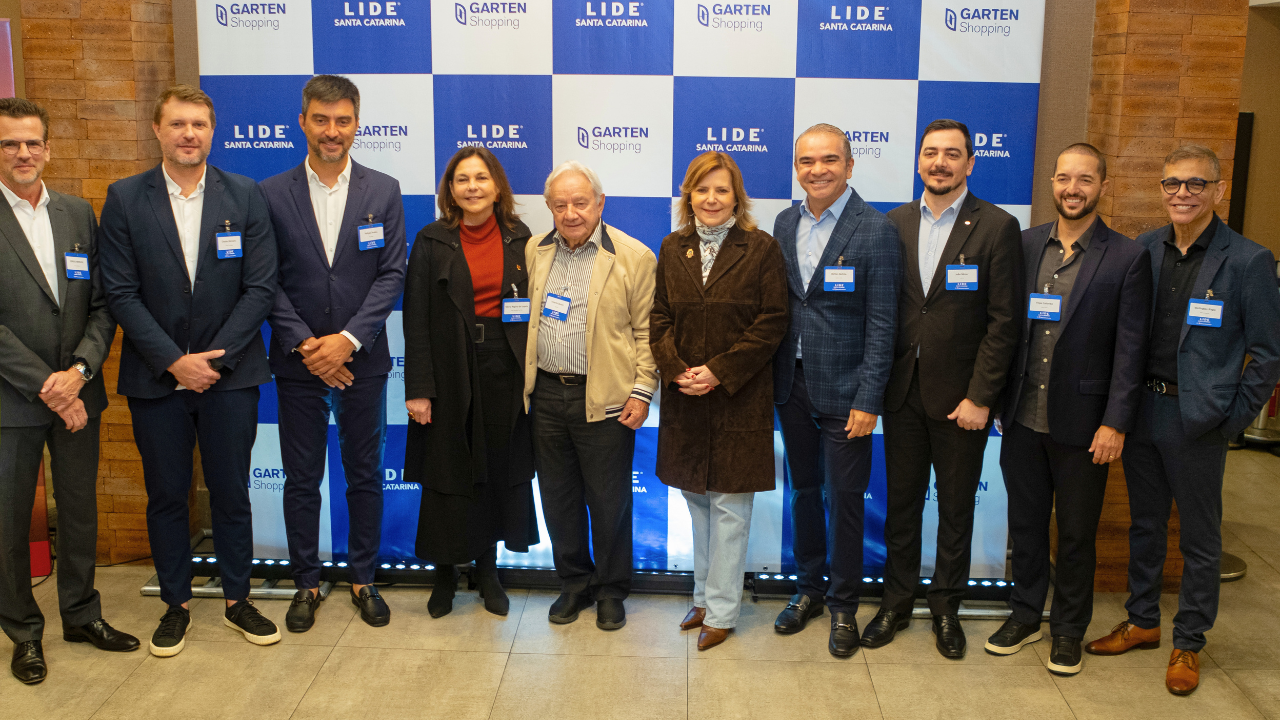 No momento, você está visualizando Presidente do CRA-SC participa de Encontro LIDE em Joinville