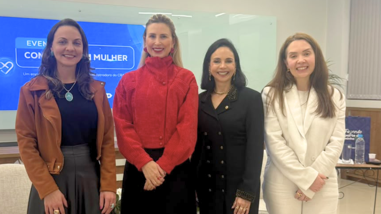 No momento, você está visualizando CRA-SC promove Conexão ADM Mulher com palestra sobre liderança e desenvolvimento feminino