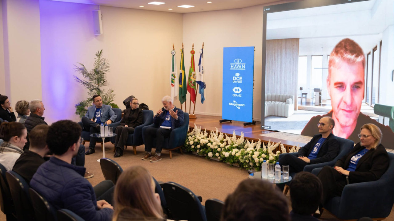 No momento, você está visualizando CRA-SC celebra os 40 anos do curso de Administração da UNIFEBE
